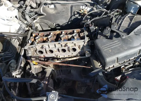 2003 Toyota Camry Le from USA, damaged, VIN 4T1BE32K63U164890